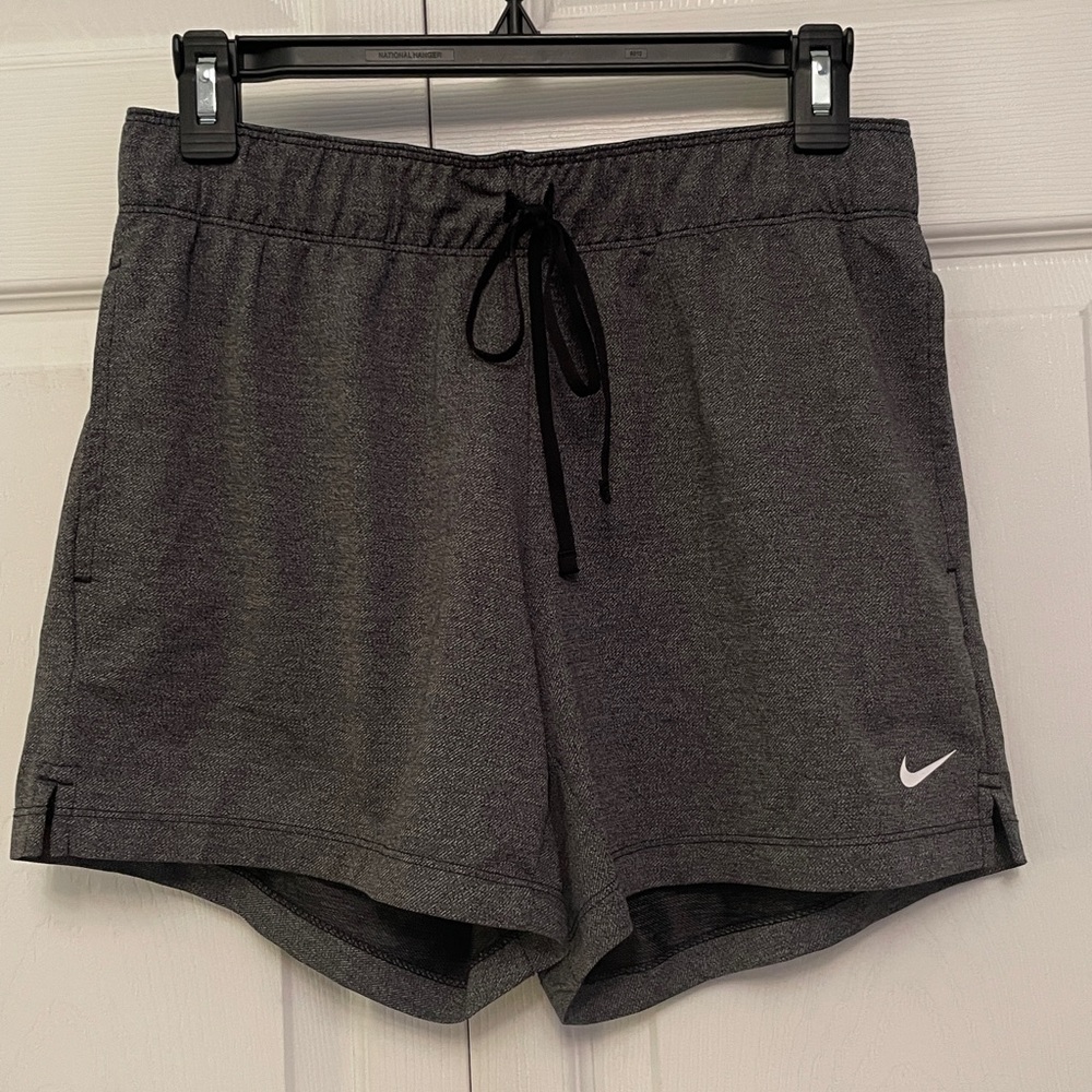 NIKE Attack Training Dri-Fit Athletic Shorts Small Like New